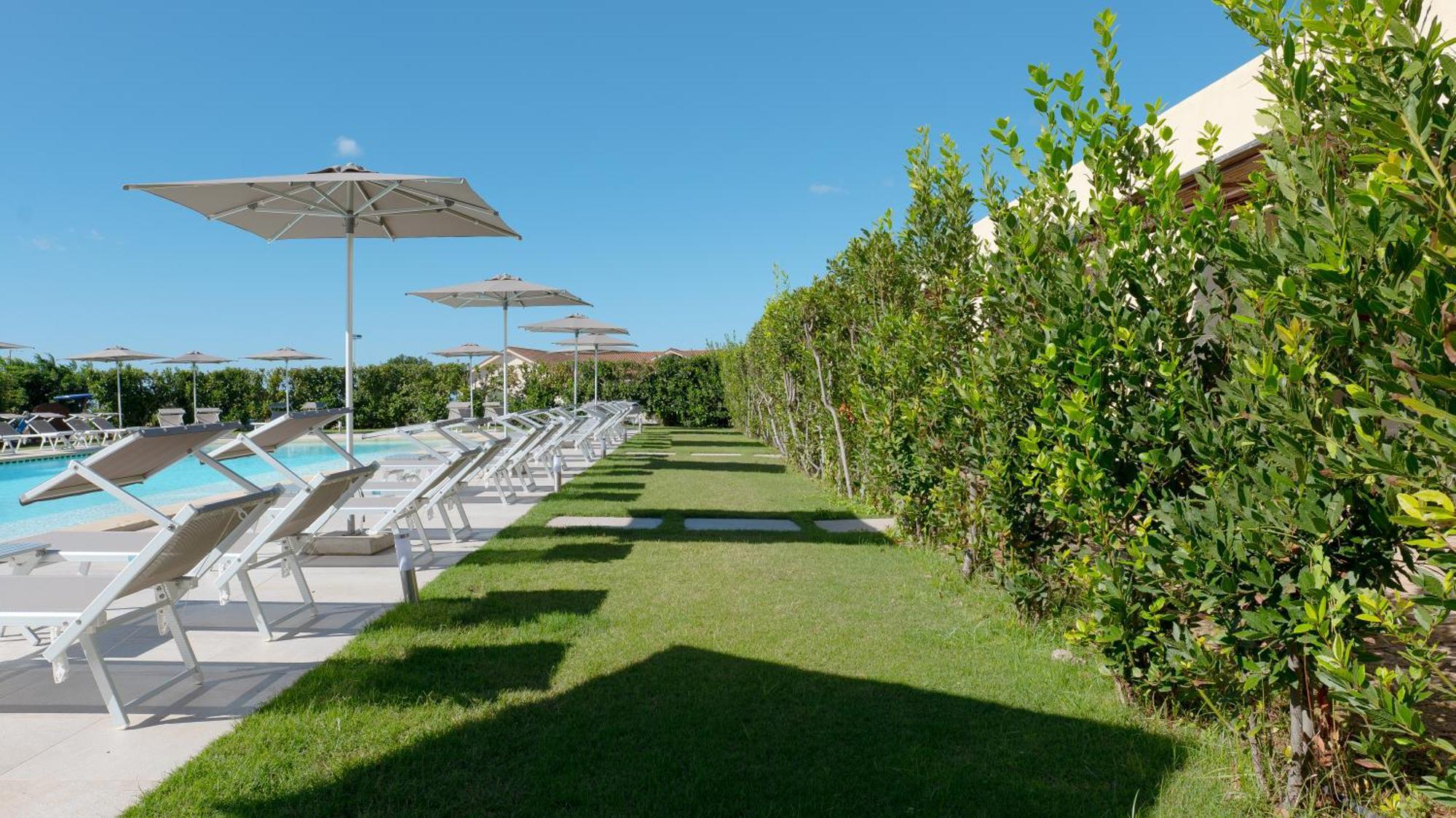 Delle Rose, Hotel & Horse Riding Торре-Вадо Экстерьер фото