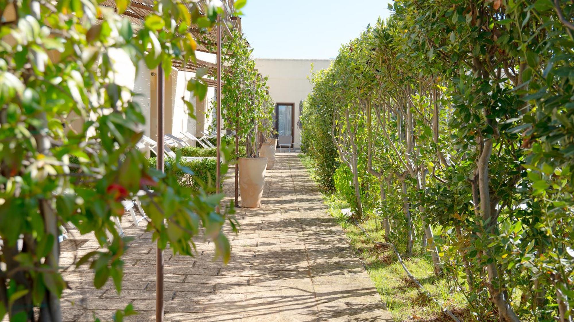 Delle Rose, Hotel & Horse Riding Торре-Вадо Экстерьер фото