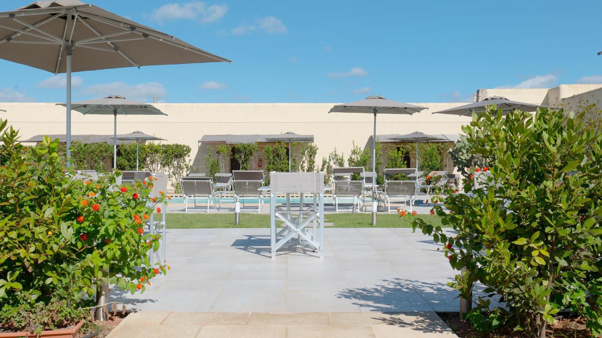 Delle Rose, Hotel & Horse Riding Торре-Вадо Экстерьер фото