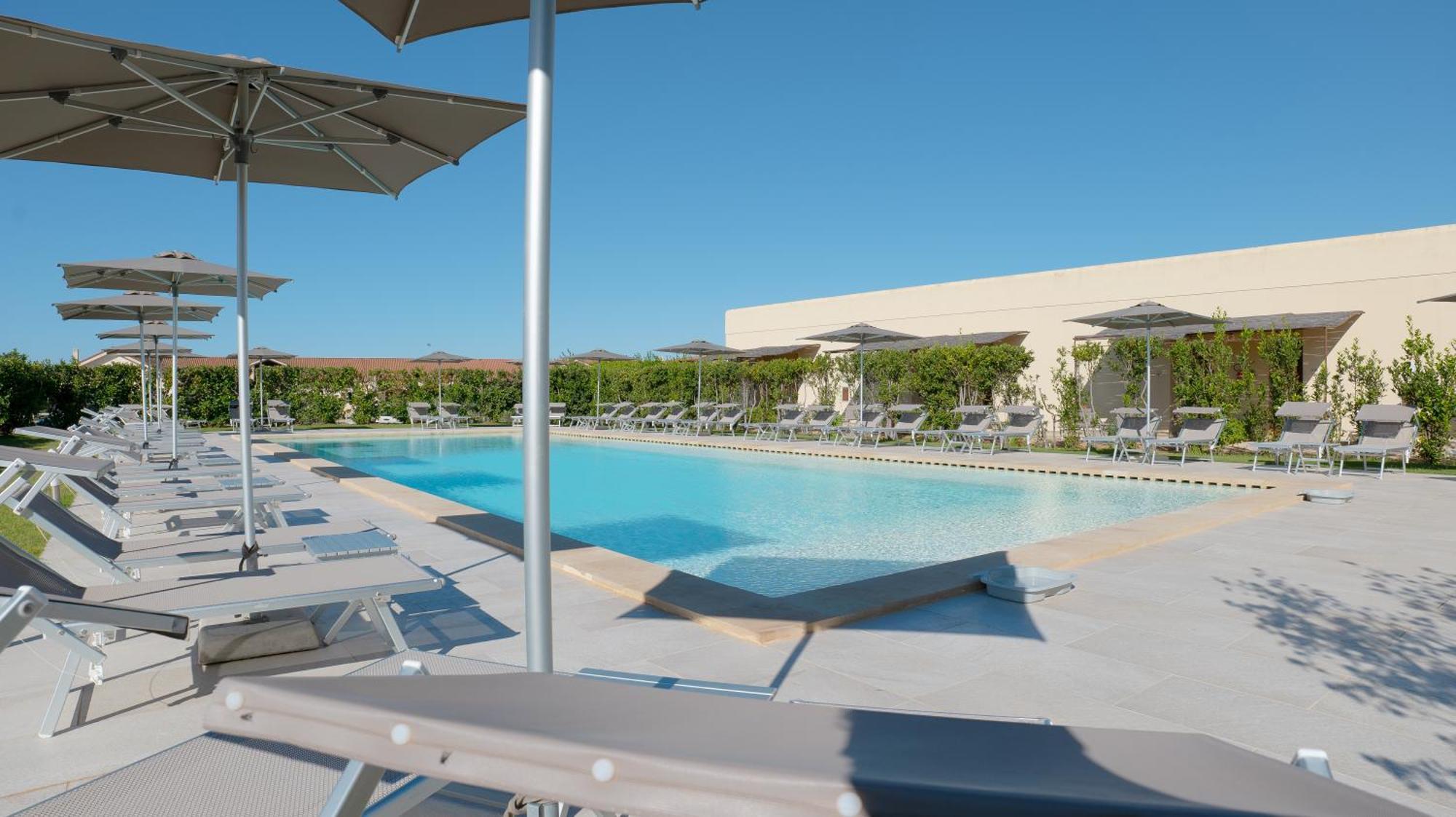 Delle Rose, Hotel & Horse Riding Торре-Вадо Экстерьер фото